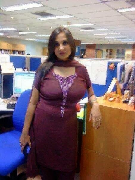 desi sexi photo|470 Desi aunties ideas 